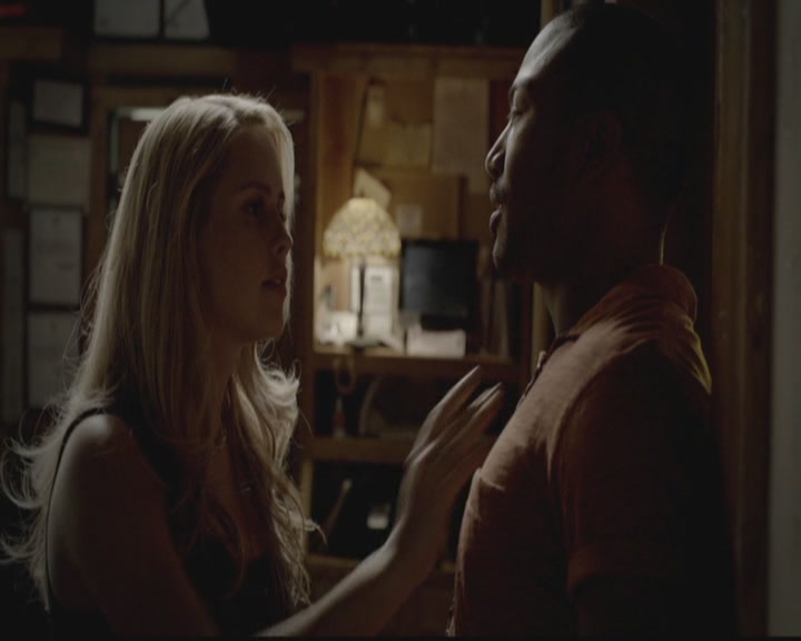 VampireDiariesWorld-dot-org_TheOriginals1x02HouseOfTheRisingSun1796.jpg