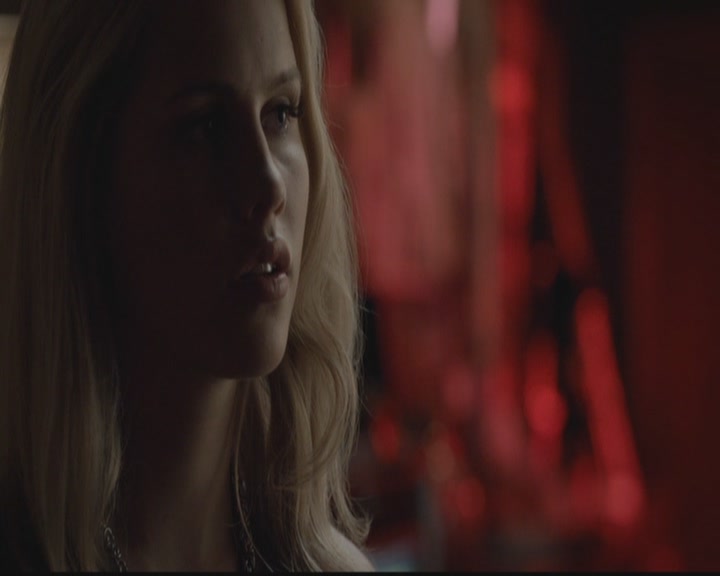 VampireDiariesWorld-dot-org_TheOriginals1x02HouseOfTheRisingSun1826.jpg