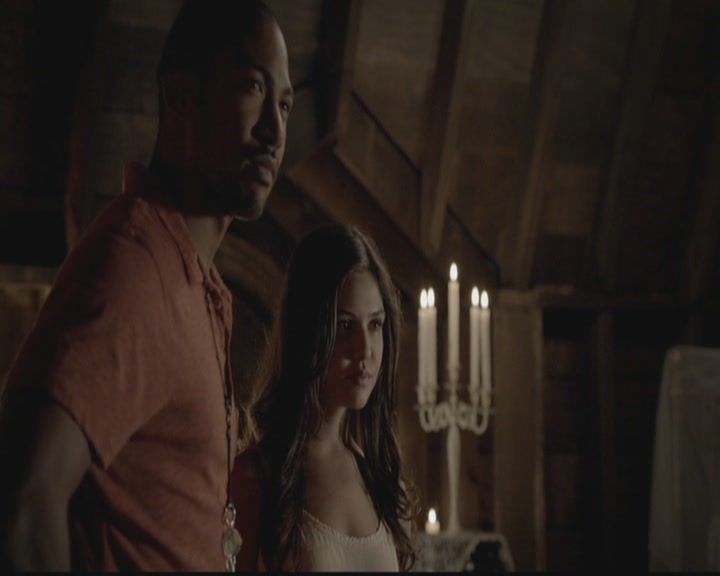 VampireDiariesWorld-dot-org_TheOriginals1x02HouseOfTheRisingSun1854.jpg