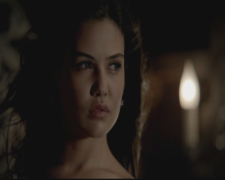 VampireDiariesWorld-dot-org_TheOriginals1x02HouseOfTheRisingSun1892.jpg