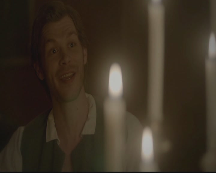 VampireDiariesWorld-dot-org_TheOriginals1x02HouseOfTheRisingSun1915.jpg