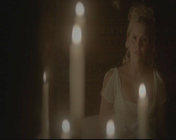 VampireDiariesWorld-dot-org_TheOriginals1x02HouseOfTheRisingSun1916.jpg