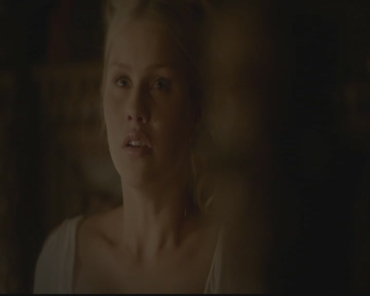 VampireDiariesWorld-dot-org_TheOriginals1x02HouseOfTheRisingSun1945.jpg