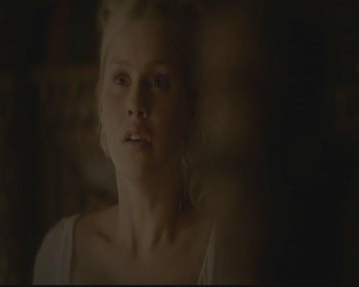 VampireDiariesWorld-dot-org_TheOriginals1x02HouseOfTheRisingSun1947.jpg