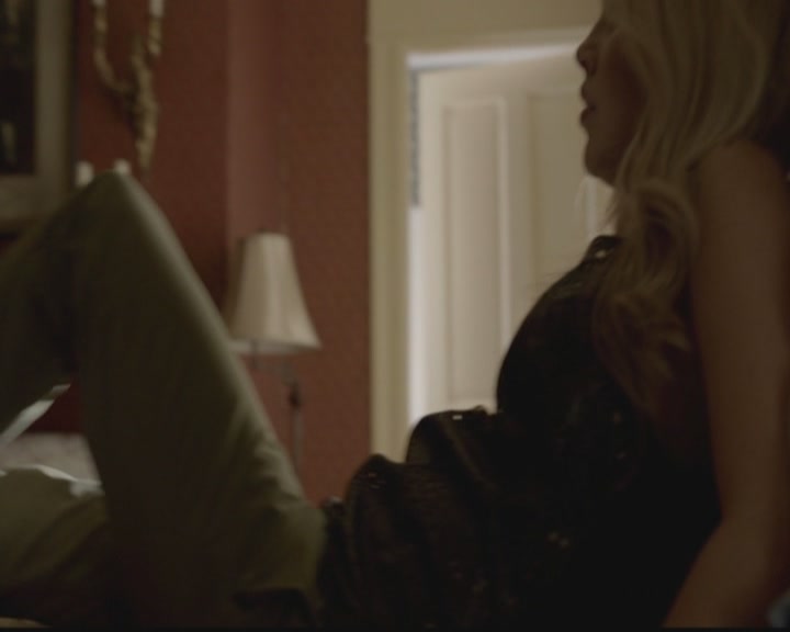 VampireDiariesWorld-dot-org_TheOriginals1x02HouseOfTheRisingSun1955.jpg