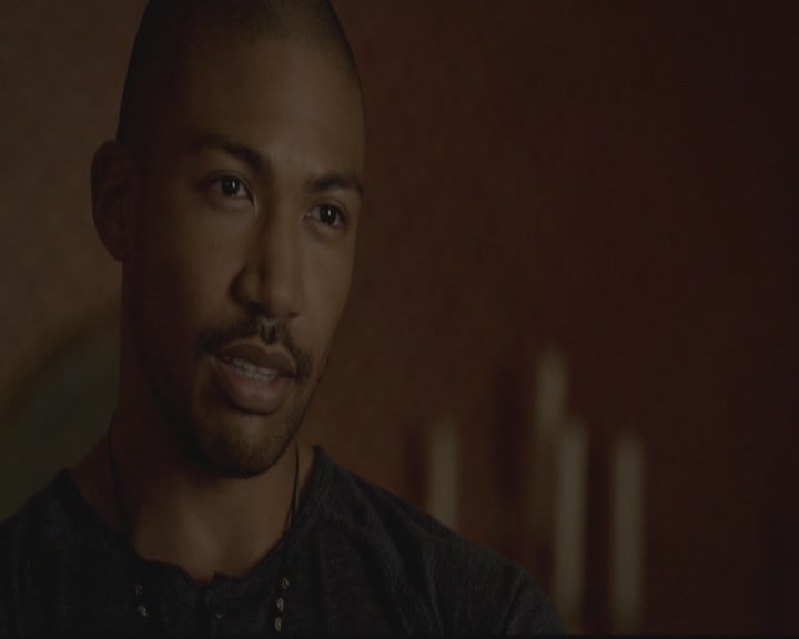 VampireDiariesWorld-dot-org_TheOriginals1x02HouseOfTheRisingSun1968.jpg