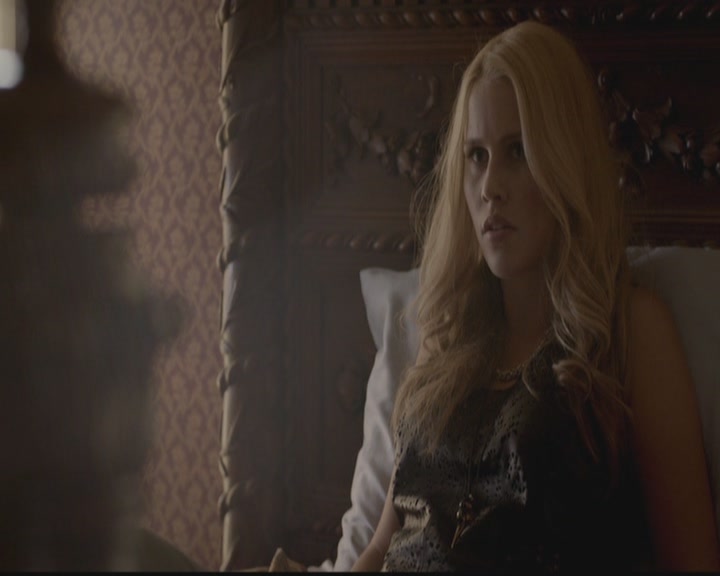 VampireDiariesWorld-dot-org_TheOriginals1x02HouseOfTheRisingSun1987.jpg