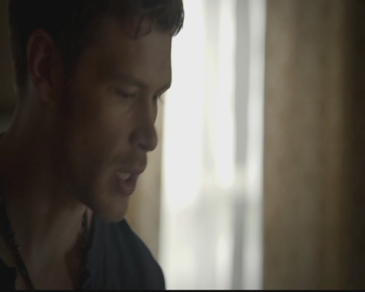 VampireDiariesWorld-dot-org_TheOriginals1x02HouseOfTheRisingSun2026.jpg