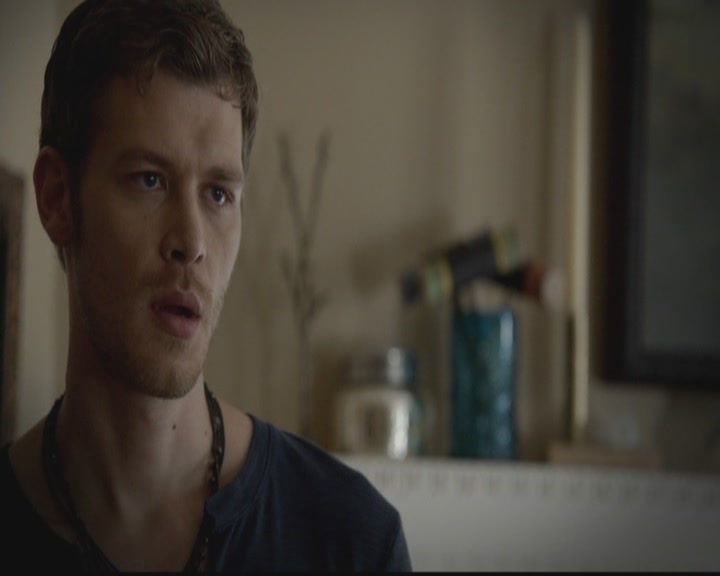 VampireDiariesWorld-dot-org_TheOriginals1x02HouseOfTheRisingSun2121.jpg