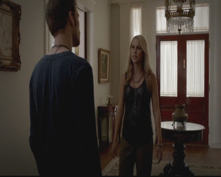 VampireDiariesWorld-dot-org_TheOriginals1x02HouseOfTheRisingSun2195.jpg