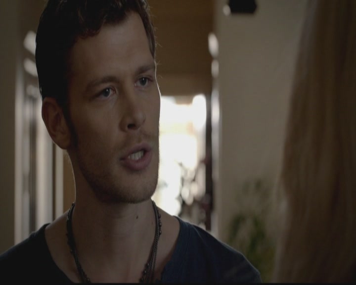 VampireDiariesWorld-dot-org_TheOriginals1x02HouseOfTheRisingSun2223.jpg