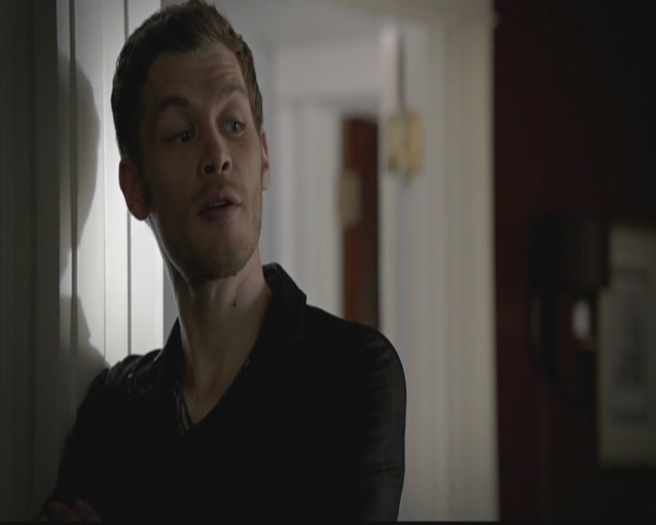 VampireDiariesWorld-dot-org_TheOriginals1x03TangledUpInBlue0100.jpg