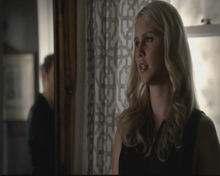 VampireDiariesWorld-dot-org_TheOriginals1x03TangledUpInBlue0105.jpg