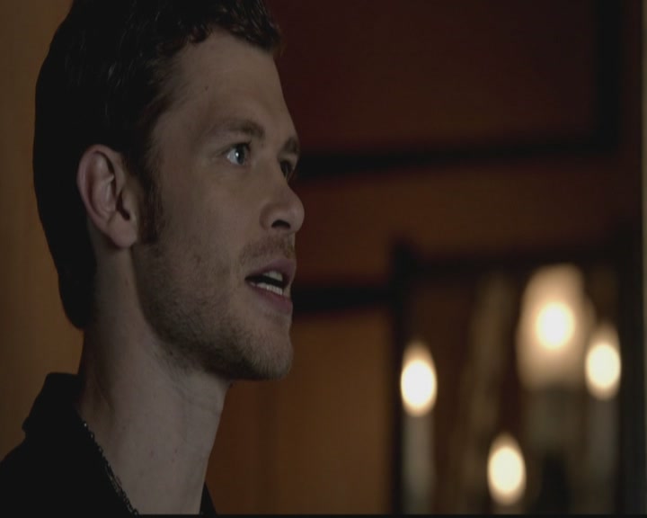 VampireDiariesWorld-dot-org_TheOriginals1x03TangledUpInBlue0266.jpg