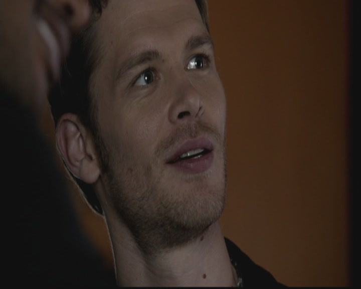 VampireDiariesWorld-dot-org_TheOriginals1x03TangledUpInBlue0297.jpg