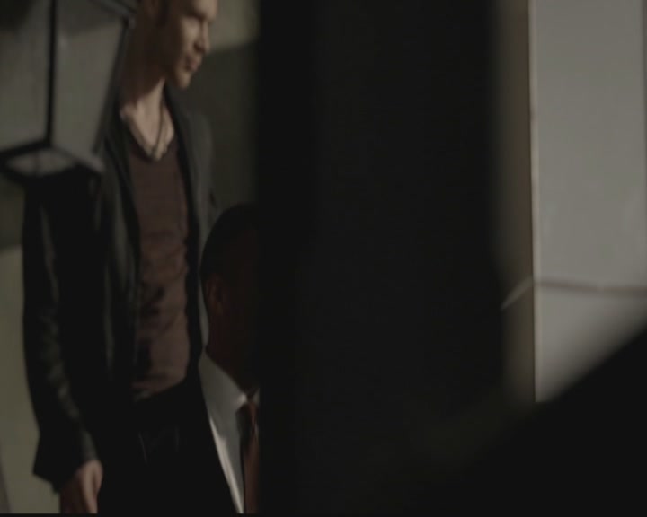 VampireDiariesWorld-dot-org_TheOriginals1x03TangledUpInBlue0314.jpg