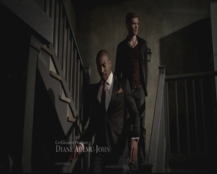 VampireDiariesWorld-dot-org_TheOriginals1x03TangledUpInBlue0315.jpg