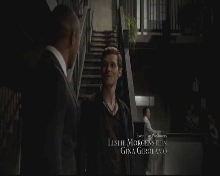 VampireDiariesWorld-dot-org_TheOriginals1x03TangledUpInBlue0327.jpg