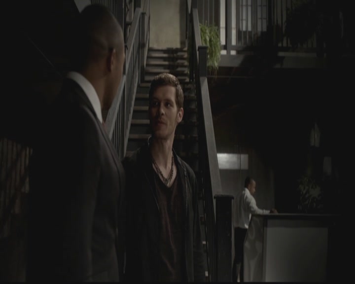 VampireDiariesWorld-dot-org_TheOriginals1x03TangledUpInBlue0329.jpg