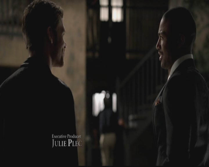 VampireDiariesWorld-dot-org_TheOriginals1x03TangledUpInBlue0331.jpg