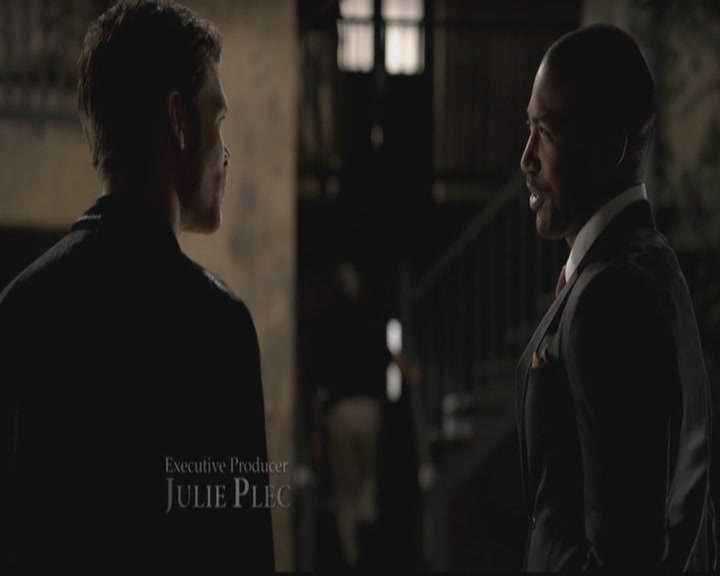 VampireDiariesWorld-dot-org_TheOriginals1x03TangledUpInBlue0332.jpg