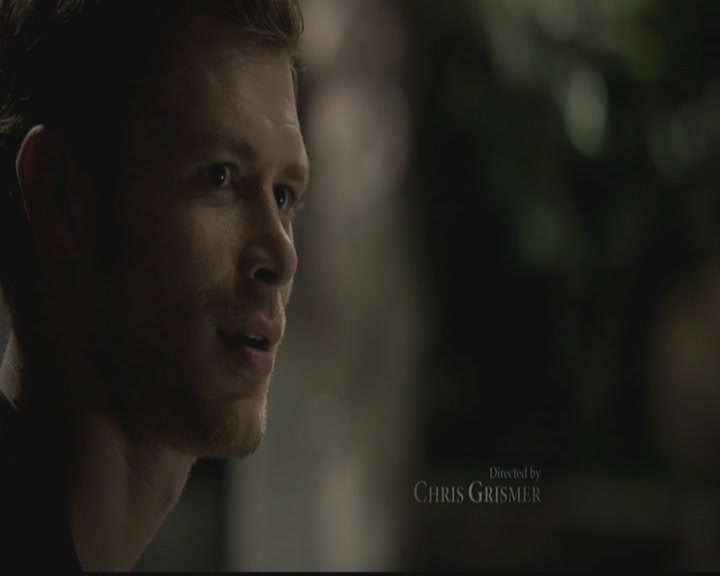 VampireDiariesWorld-dot-org_TheOriginals1x03TangledUpInBlue0355.jpg