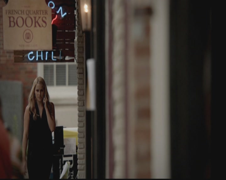 VampireDiariesWorld-dot-org_TheOriginals1x03TangledUpInBlue0359.jpg