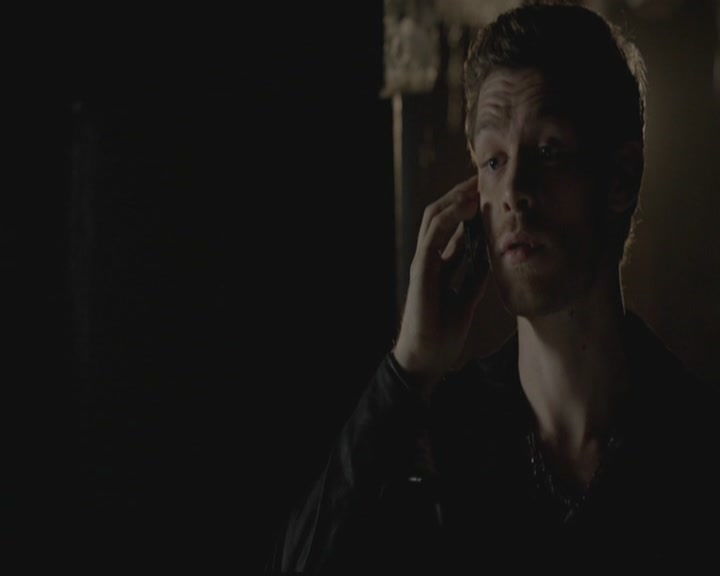 VampireDiariesWorld-dot-org_TheOriginals1x03TangledUpInBlue0363.jpg