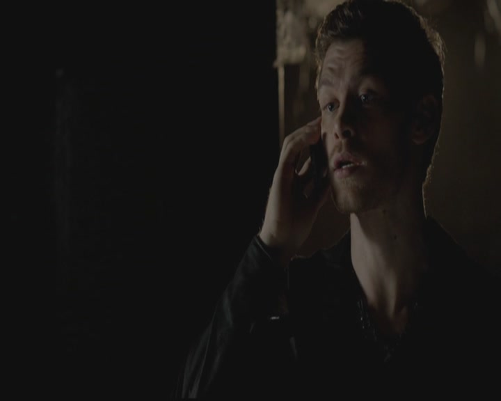 VampireDiariesWorld-dot-org_TheOriginals1x03TangledUpInBlue0364.jpg