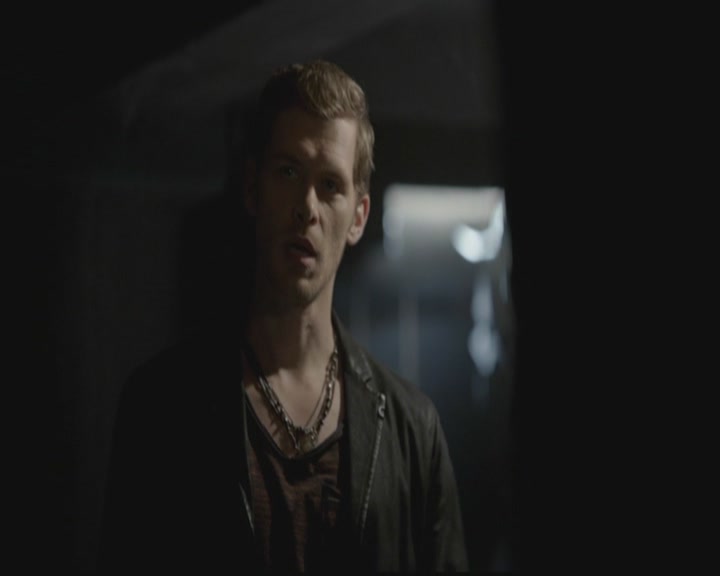 VampireDiariesWorld-dot-org_TheOriginals1x03TangledUpInBlue0391.jpg