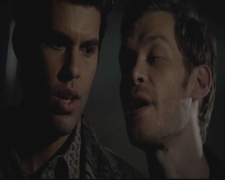 VampireDiariesWorld-dot-org_TheOriginals1x03TangledUpInBlue0448.jpg