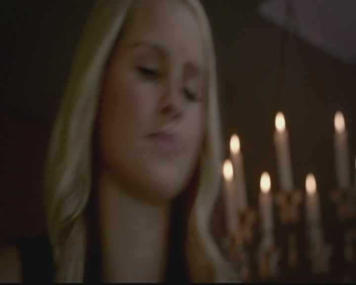 VampireDiariesWorld-dot-org_TheOriginals1x03TangledUpInBlue0535.jpg