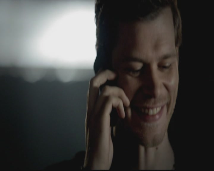 VampireDiariesWorld-dot-org_TheOriginals1x03TangledUpInBlue0573.jpg