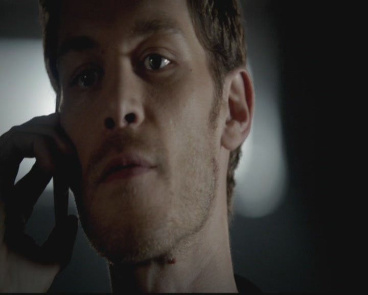 VampireDiariesWorld-dot-org_TheOriginals1x03TangledUpInBlue0583.jpg