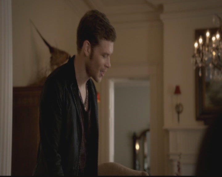 VampireDiariesWorld-dot-org_TheOriginals1x03TangledUpInBlue0613.jpg