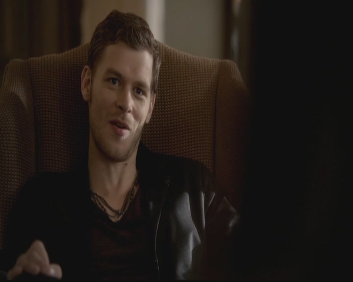 VampireDiariesWorld-dot-org_TheOriginals1x03TangledUpInBlue0618.jpg