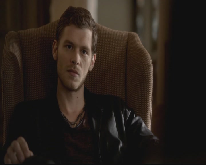 VampireDiariesWorld-dot-org_TheOriginals1x03TangledUpInBlue0625.jpg