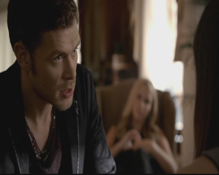 VampireDiariesWorld-dot-org_TheOriginals1x03TangledUpInBlue0669.jpg