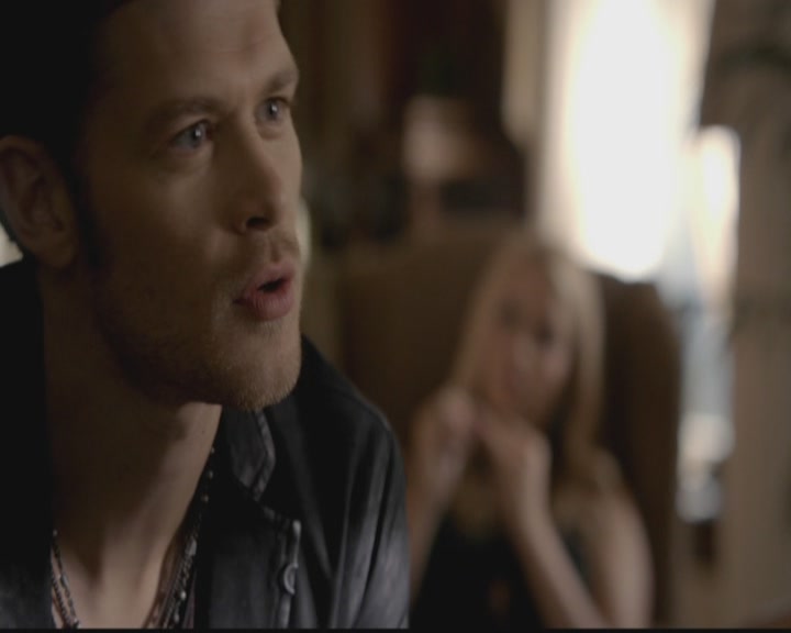 VampireDiariesWorld-dot-org_TheOriginals1x03TangledUpInBlue0673.jpg