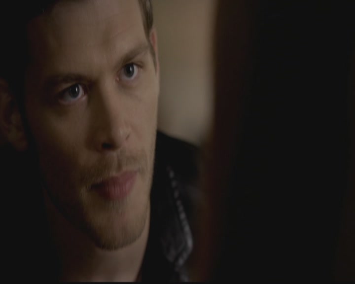 VampireDiariesWorld-dot-org_TheOriginals1x03TangledUpInBlue0678.jpg