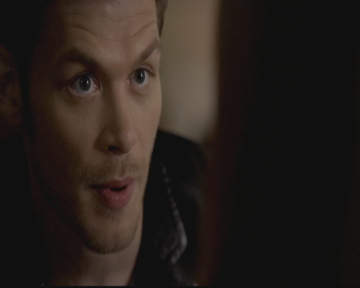 VampireDiariesWorld-dot-org_TheOriginals1x03TangledUpInBlue0679.jpg