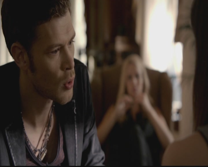 VampireDiariesWorld-dot-org_TheOriginals1x03TangledUpInBlue0699.jpg