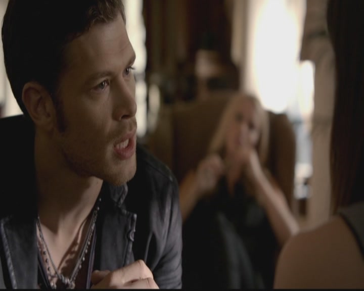 VampireDiariesWorld-dot-org_TheOriginals1x03TangledUpInBlue0702.jpg