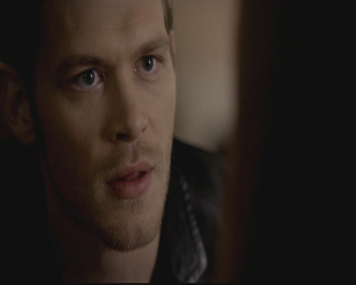 VampireDiariesWorld-dot-org_TheOriginals1x03TangledUpInBlue0704.jpg