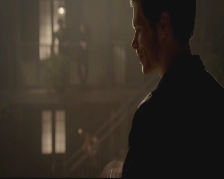 VampireDiariesWorld-dot-org_TheOriginals1x03TangledUpInBlue0718.jpg