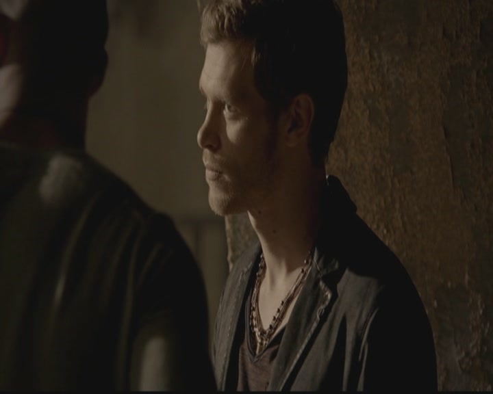 VampireDiariesWorld-dot-org_TheOriginals1x03TangledUpInBlue0727.jpg