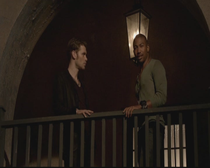 VampireDiariesWorld-dot-org_TheOriginals1x03TangledUpInBlue0739.jpg