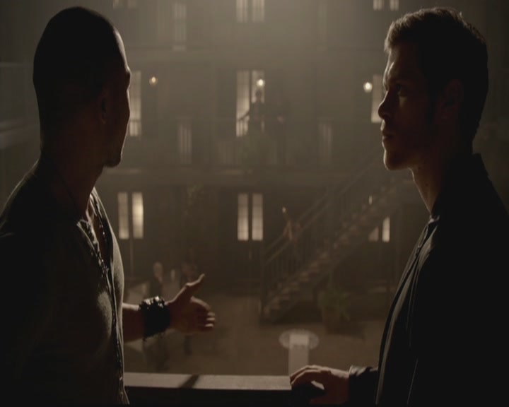 VampireDiariesWorld-dot-org_TheOriginals1x03TangledUpInBlue0743.jpg