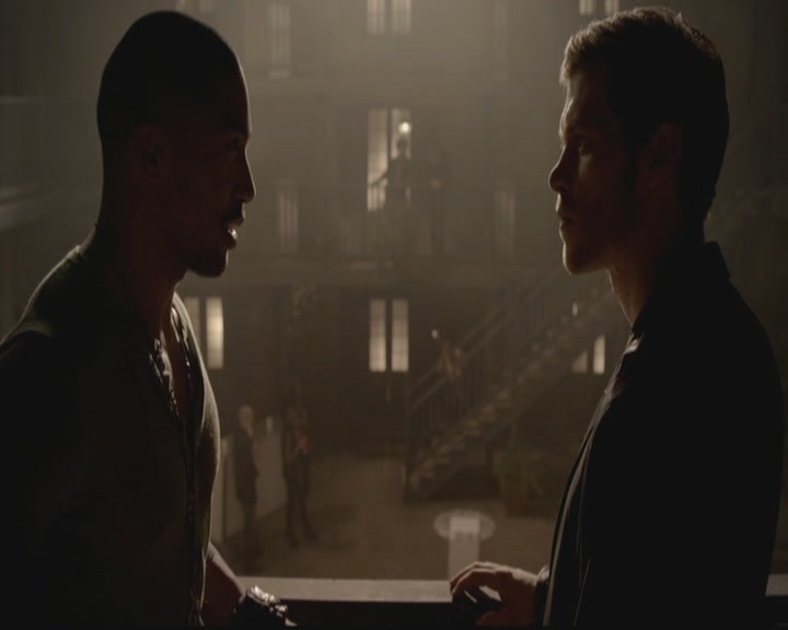 VampireDiariesWorld-dot-org_TheOriginals1x03TangledUpInBlue0745.jpg