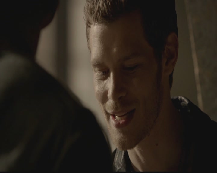 VampireDiariesWorld-dot-org_TheOriginals1x03TangledUpInBlue0756.jpg